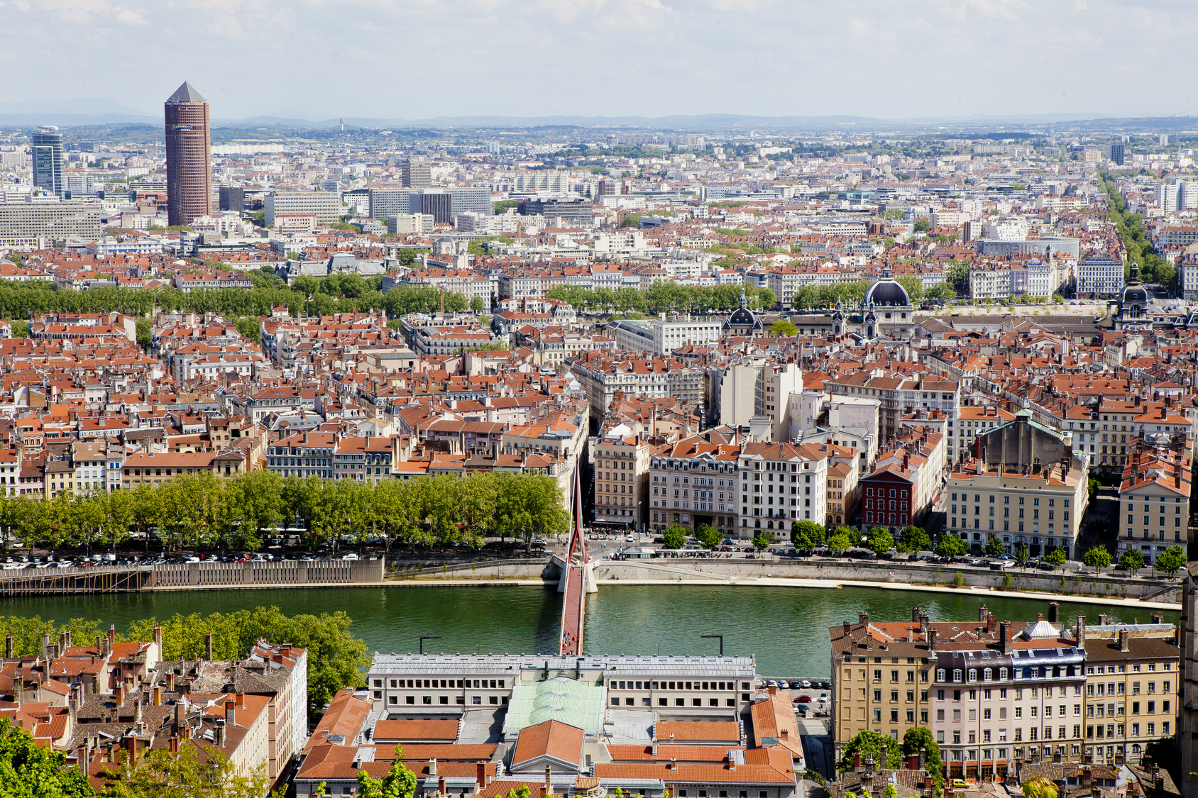 20190404144238-lyon-fotolia-64241777-subscription-monthly-m-614b7107f1491386819265.jpg